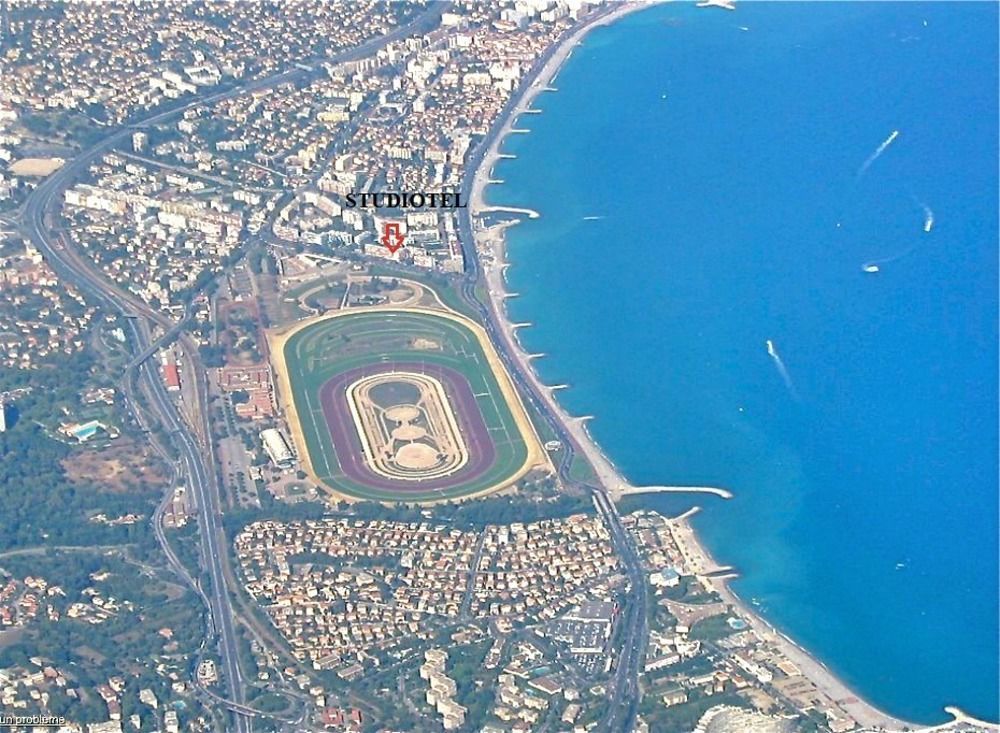 Residence Meublee Studiotel Cagnes-sur-Mer Buitenkant foto