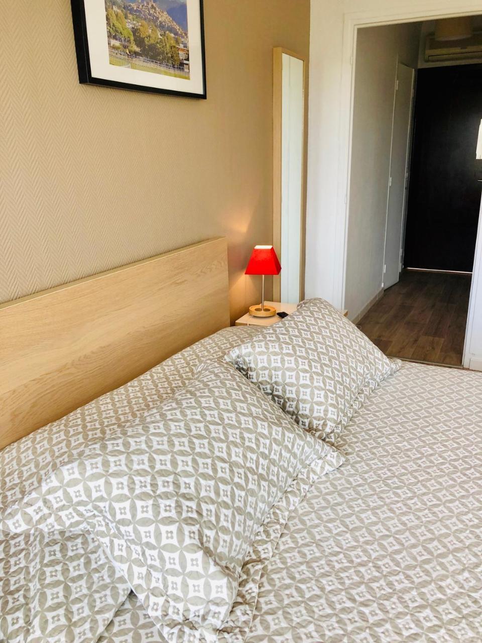 Residence Meublee Studiotel Cagnes-sur-Mer Buitenkant foto