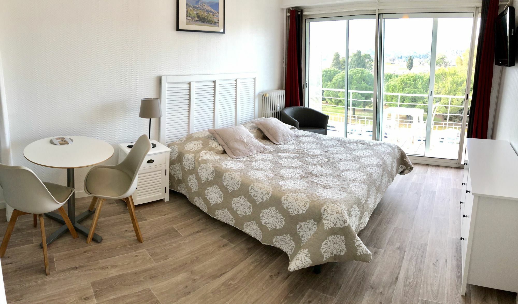 Residence Meublee Studiotel Cagnes-sur-Mer Buitenkant foto