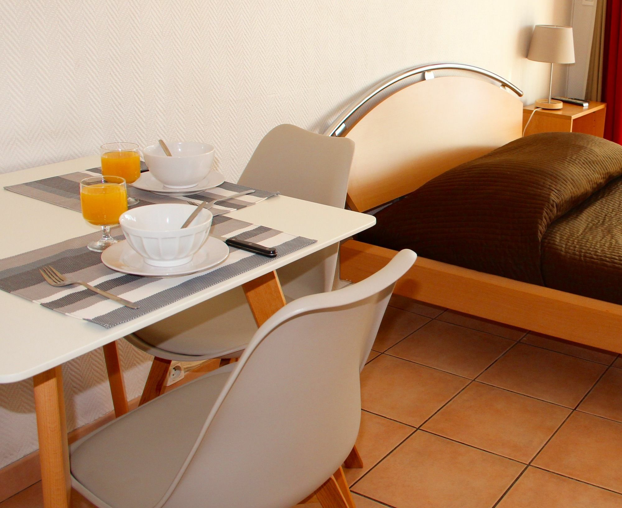 Residence Meublee Studiotel Cagnes-sur-Mer Buitenkant foto