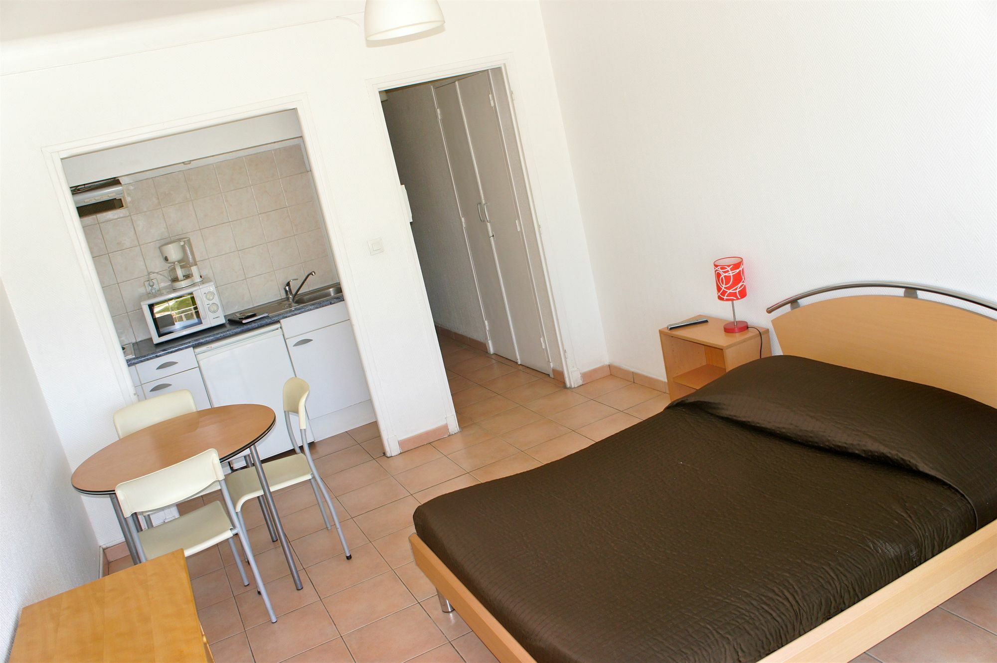 Residence Meublee Studiotel Cagnes-sur-Mer Buitenkant foto