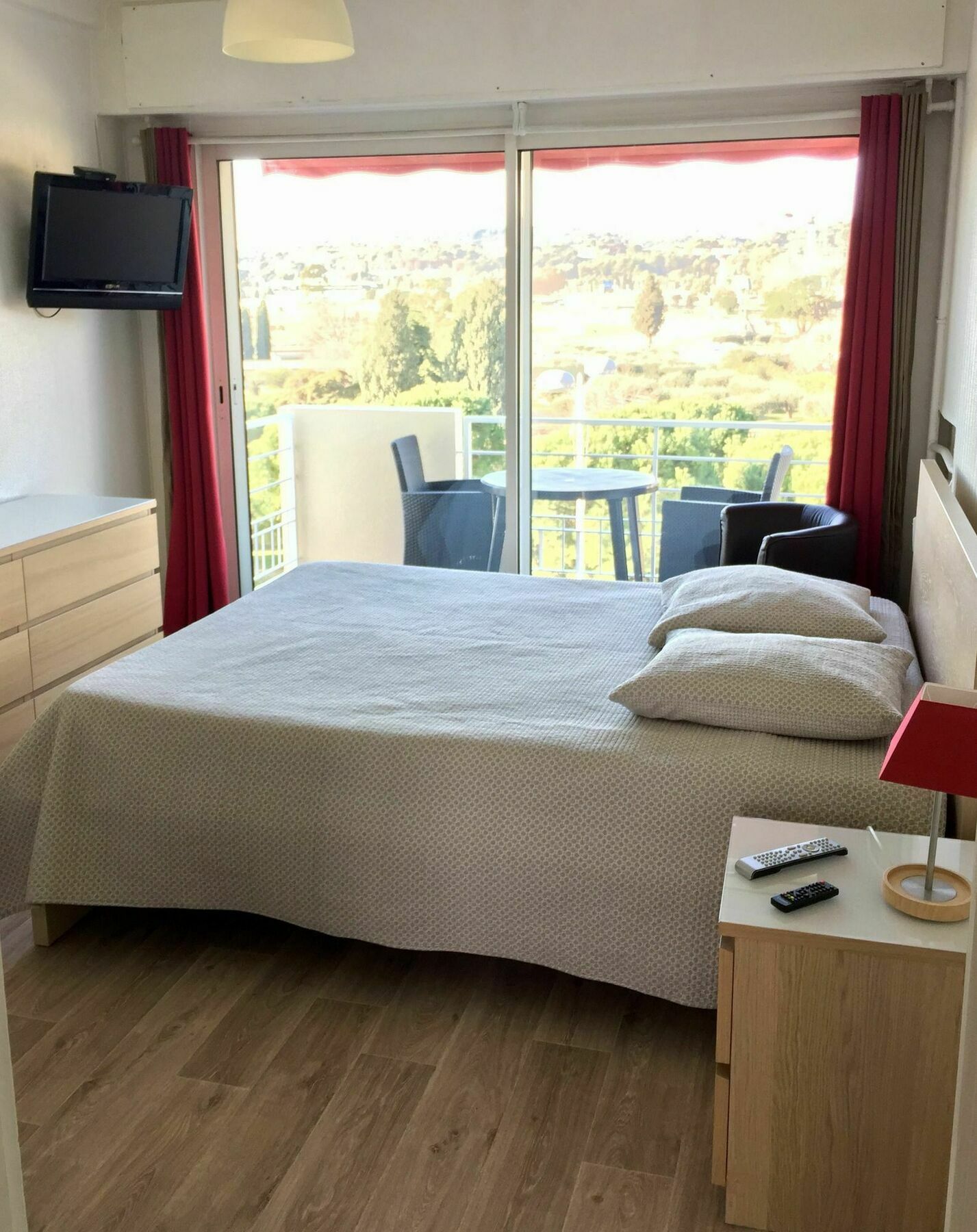 Residence Meublee Studiotel Cagnes-sur-Mer Buitenkant foto